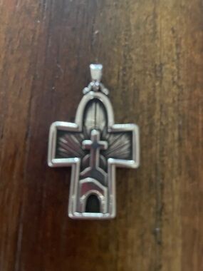 James Avery Retired & Rare Sterling Silver “Empty Tomb” pendant. Beautiful!